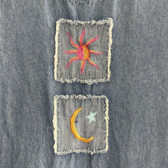 BLEU BAYOU Women Denim Midi Dress Sz M Blue Embroider Patches Short Sleeve 26-11 - Picture 5 of 11